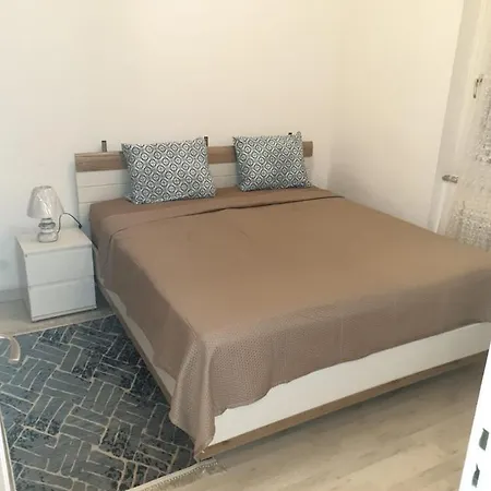 Partage Avec Le Proprietaire * Saint-Louis (Haut-Rhin)